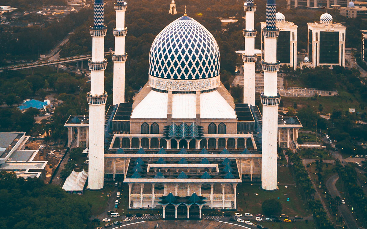Mosque silhouette at sunset, illustrating Ramadan brand storytelling for charities